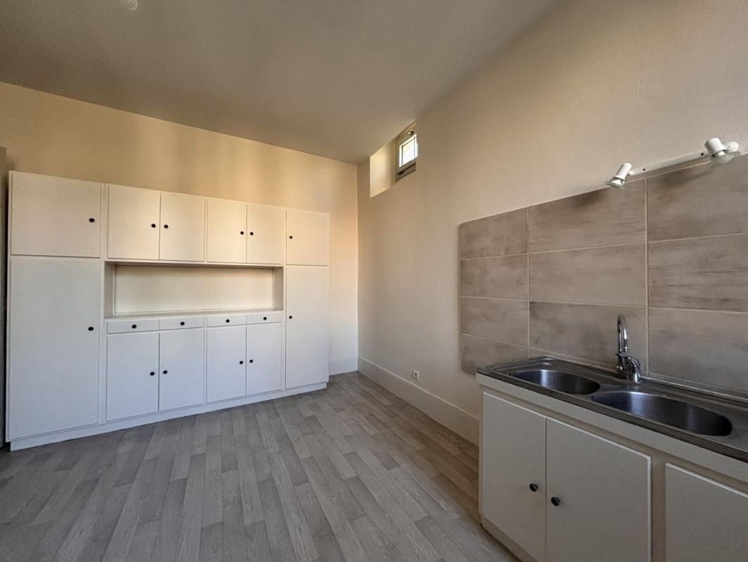 Appartement à louer, 159m², Le Puy-en-Velay