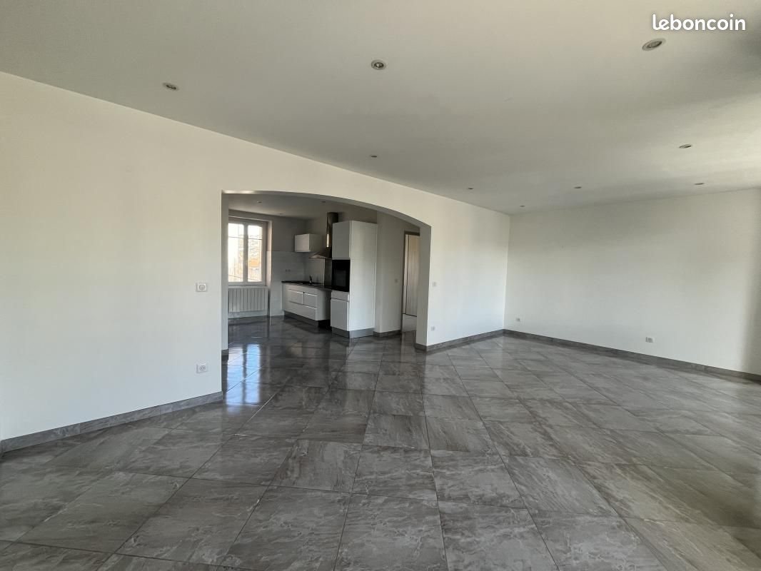Appartement à louer, 93m², Le Puy-en-Velay