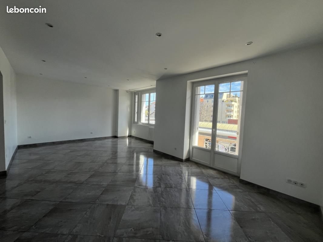 Appartement à louer, 93m², Le Puy-en-Velay