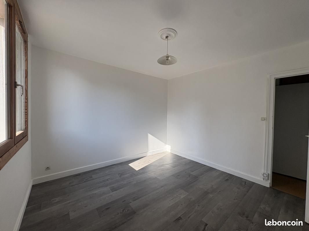 Appartement à louer, 26m², Le Puy-en-Velay