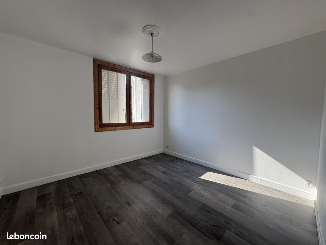 Appartement à louer, 26m², Le Puy-en-Velay