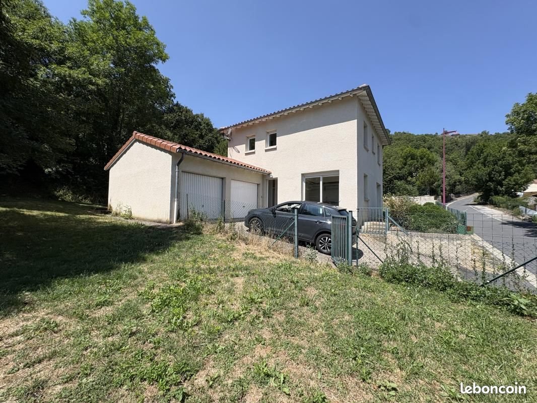 Maison à louer, 106m², Cussac-sur-Loire