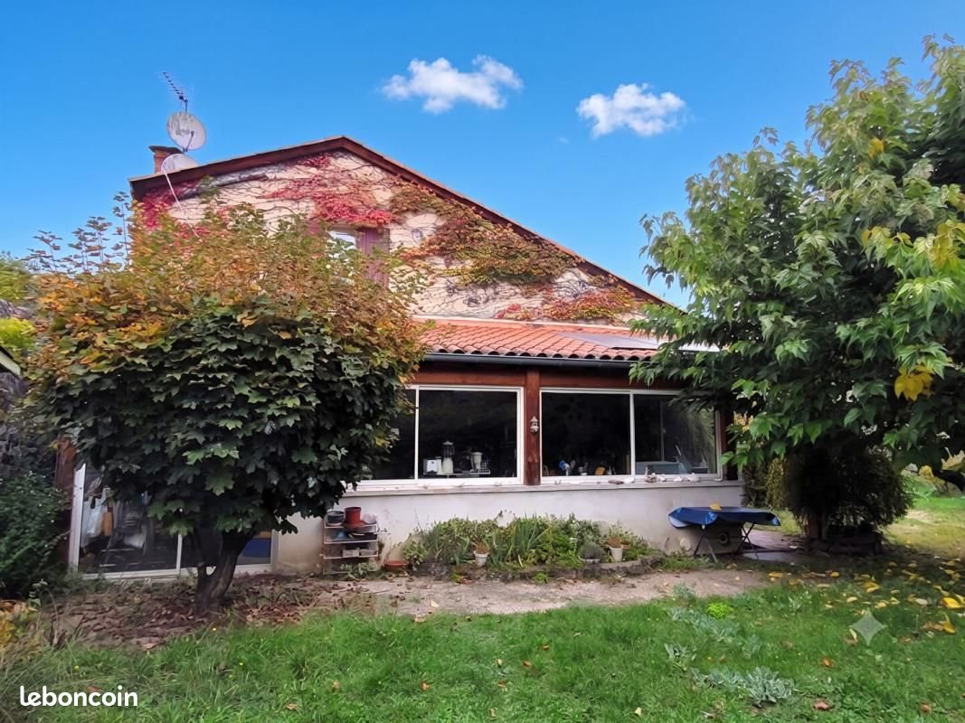 Maison à vendre, 189m², Coubon