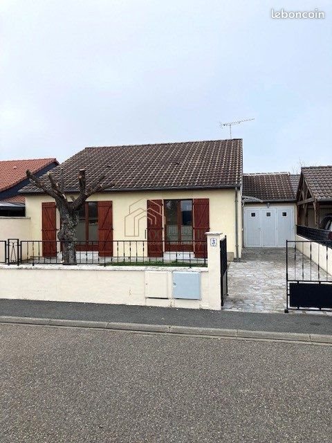 Maison à louer, 96m², Trouy