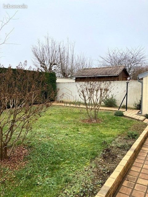Maison à louer, 96m², Trouy