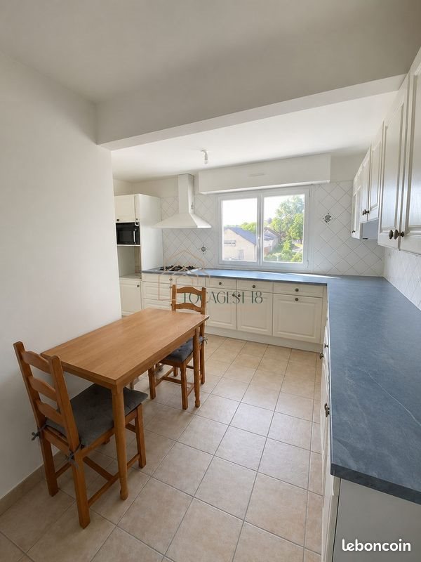 Appartement à louer, 102m², Bourges
