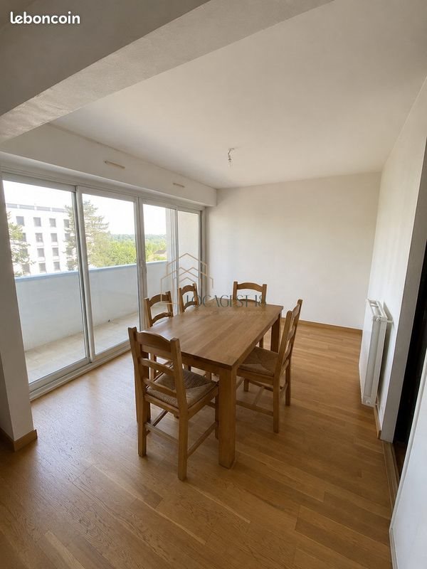 Appartement à louer, 102m², Bourges
