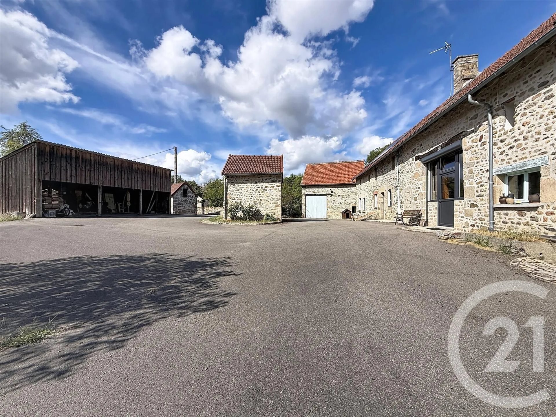 Maison à vendre, 260m², Jouillat
