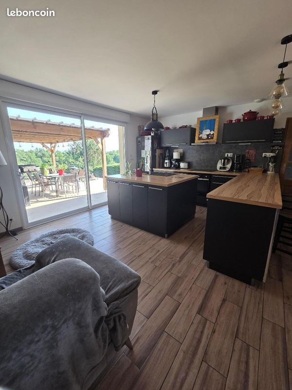 Maison à vendre, 110m², Saint-Viance