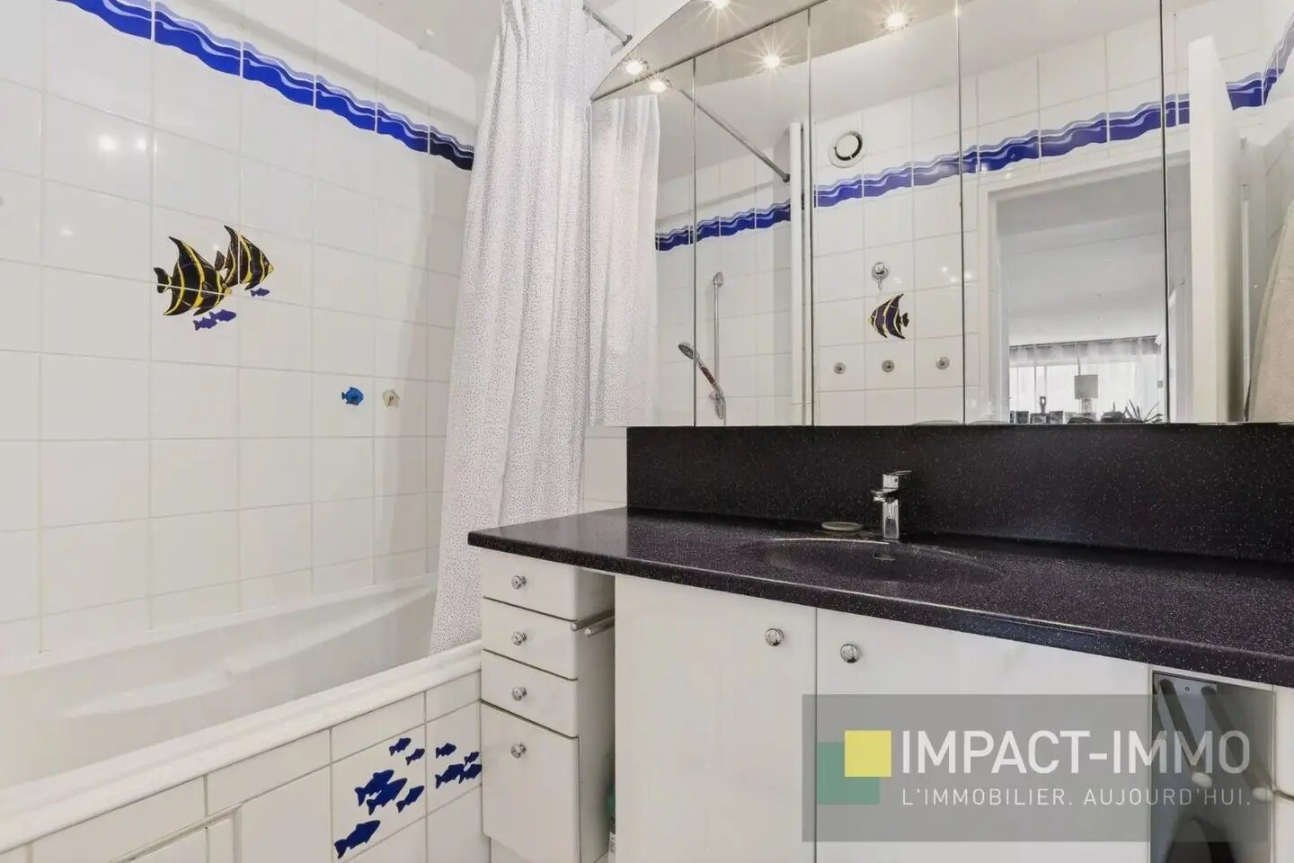 Appartement à vendre, 81m², Courbevoie