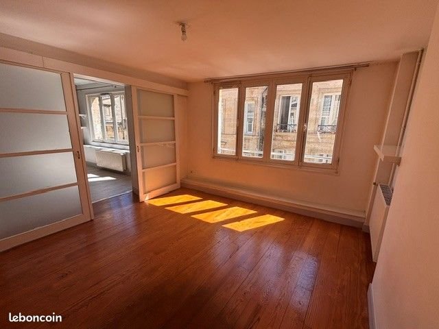 Appartement à louer, 82m², Bordeaux