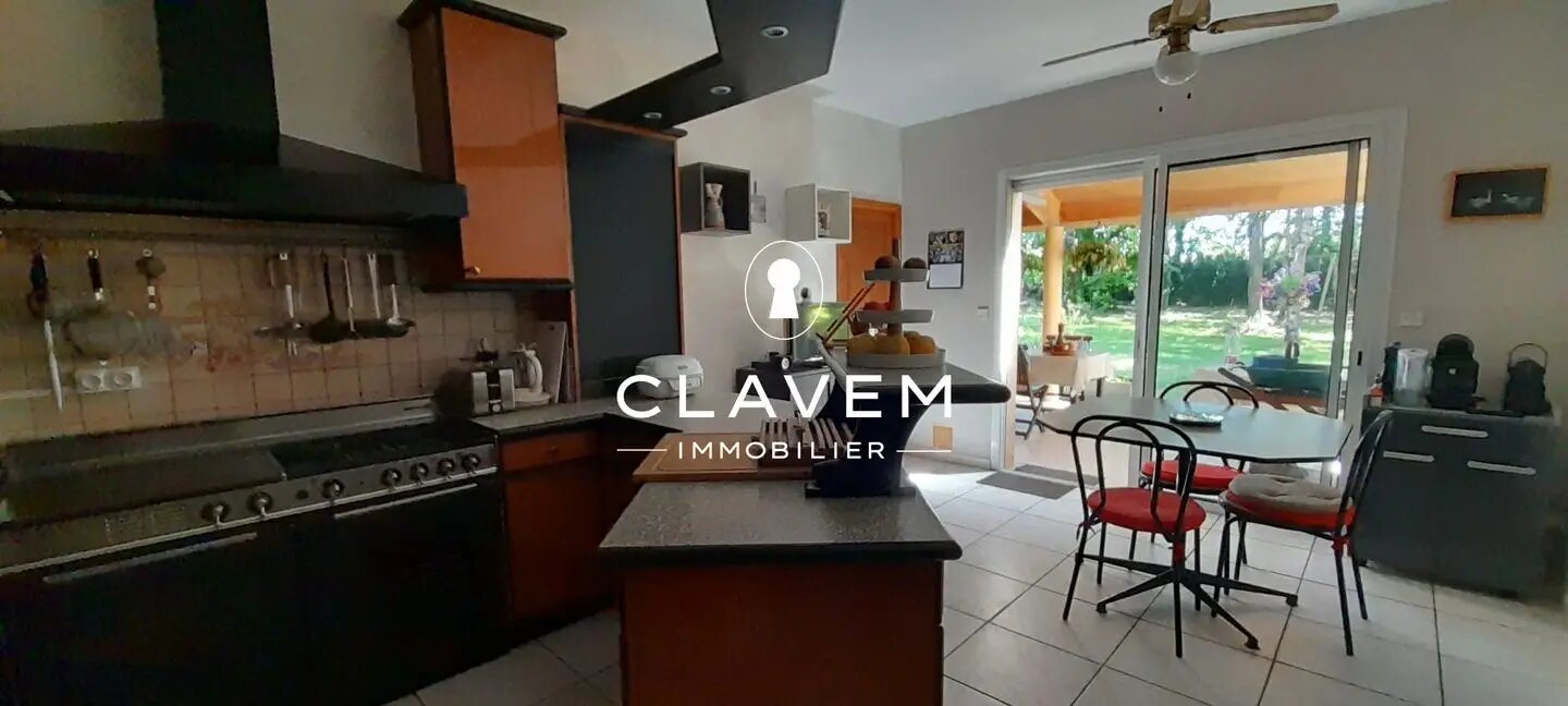 Maison à vendre, 296m², Mios