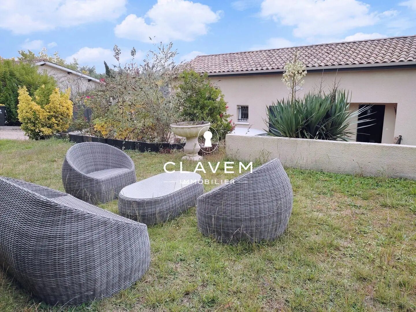 Maison à vendre, 130m², Saint-Romain-la-Virvée