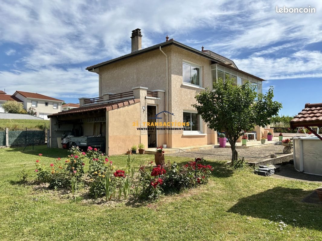 Maison à vendre, 141m², Genilac