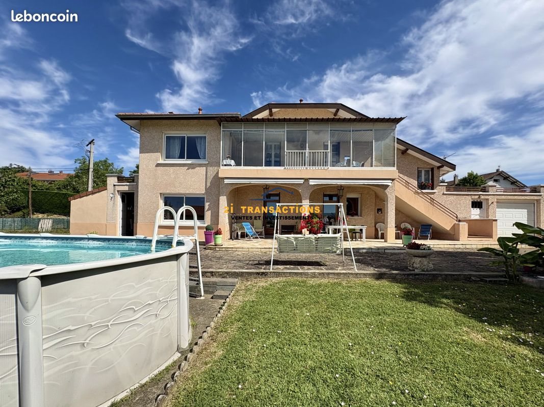 Maison à vendre, 141m², Genilac