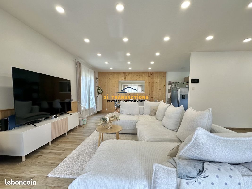 Maison à vendre, 123m², Unieux
