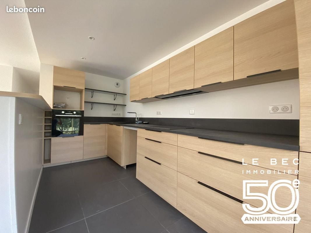 Appartement à louer, 77m², Vannes