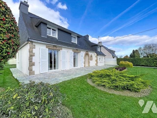 Maison à vendre, 165m², Tréméven