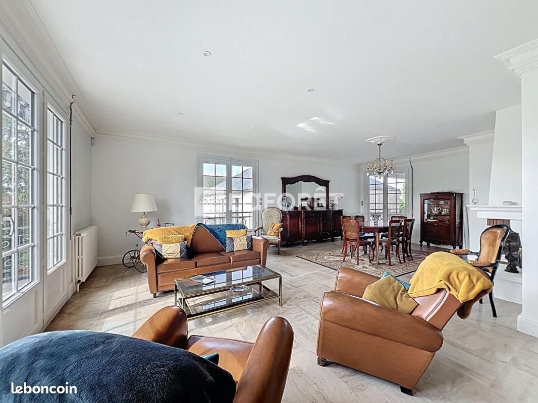 Maison à vendre, 229m², Doué-en-Anjou