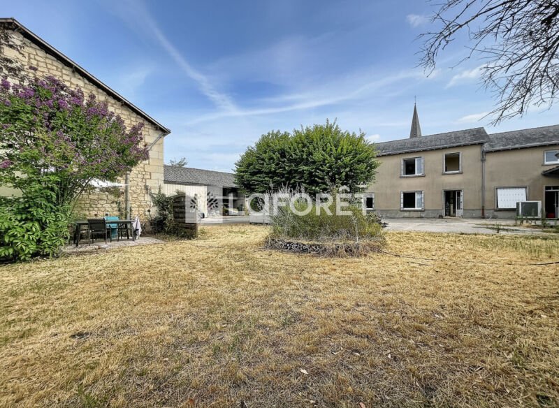 Maison à vendre, 225m², Le Puy-Notre-Dame