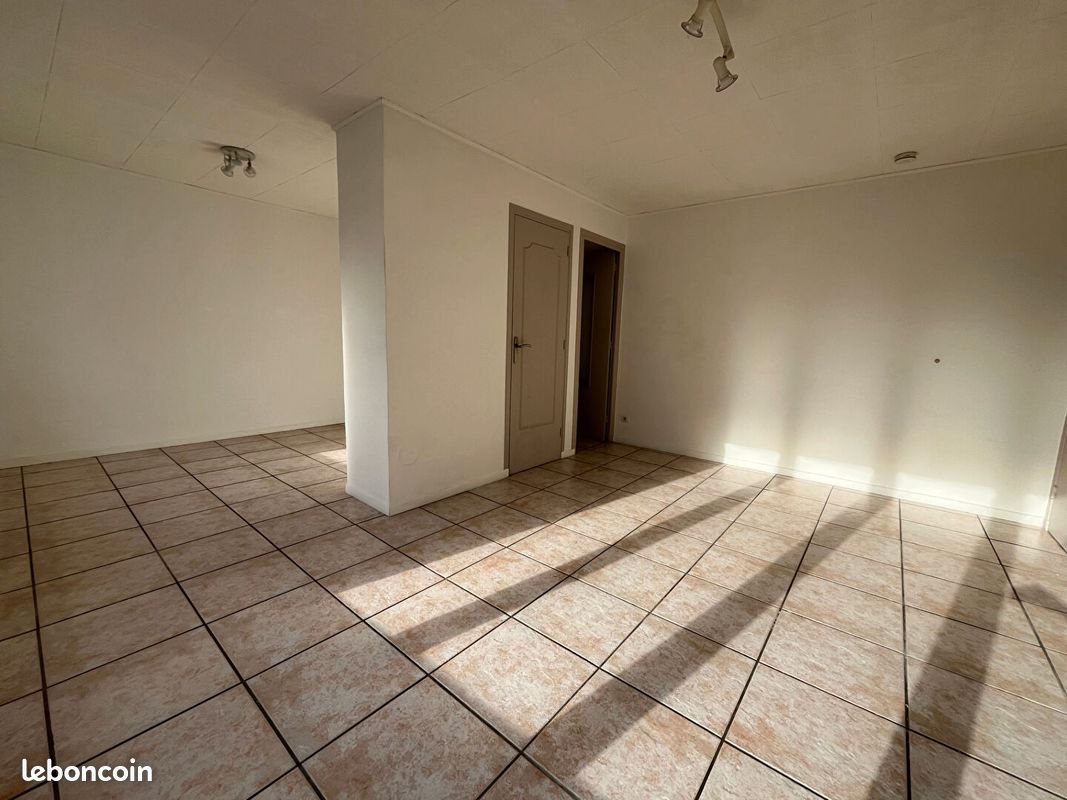 Appartement à louer, 51m², Valence