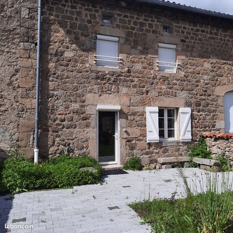 Maison à louer, 160m², Saint-Maurice-en-Gourgois