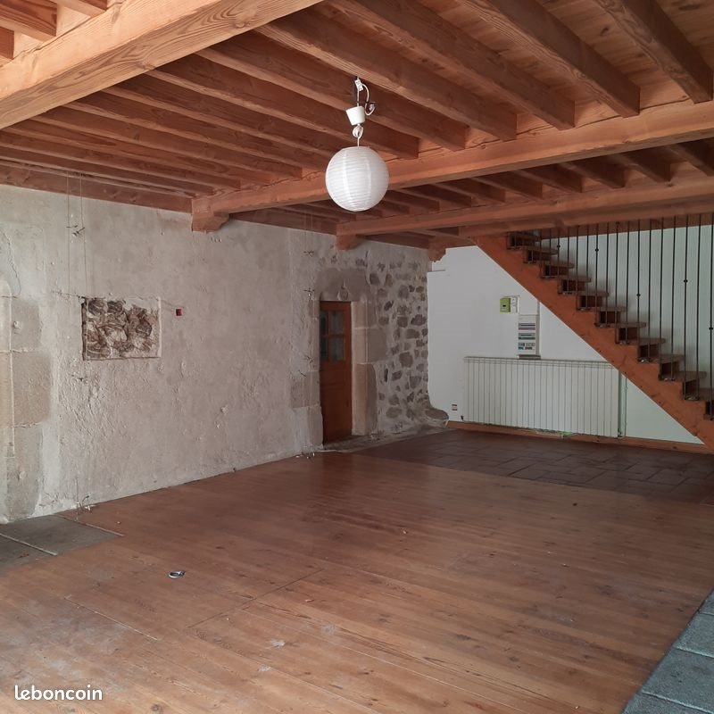 Maison à louer, 160m², Saint-Maurice-en-Gourgois