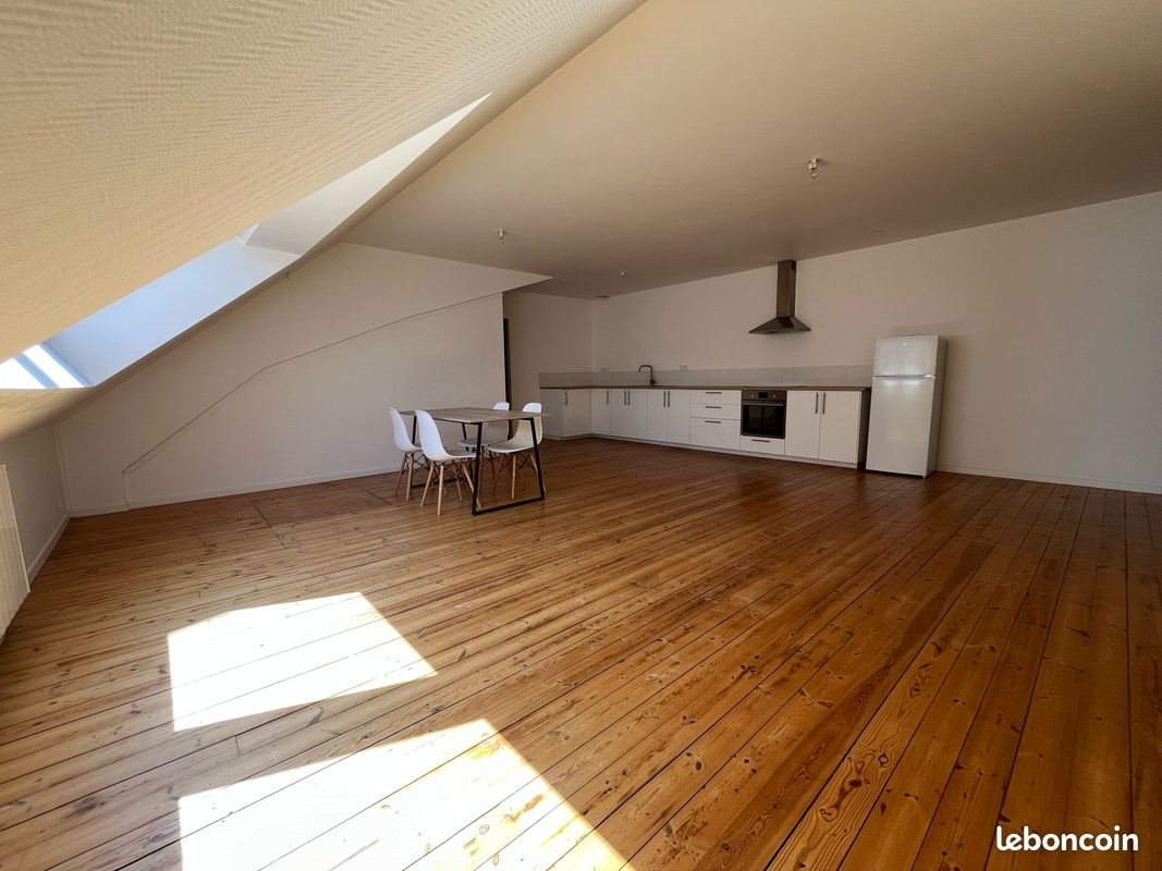 Appartement à louer, 84m², Saint-Martin-des-Champs