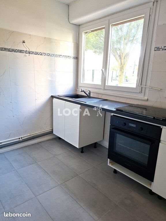 Appartement à louer, 74m², Rillieux-la-Pape