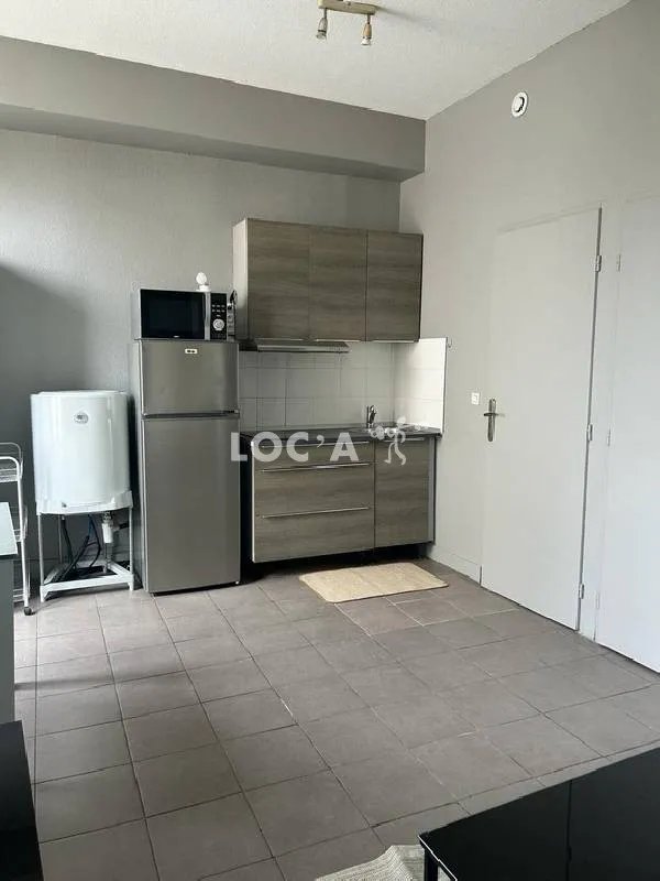 Appartement à louer, 24m², Saint-Fons