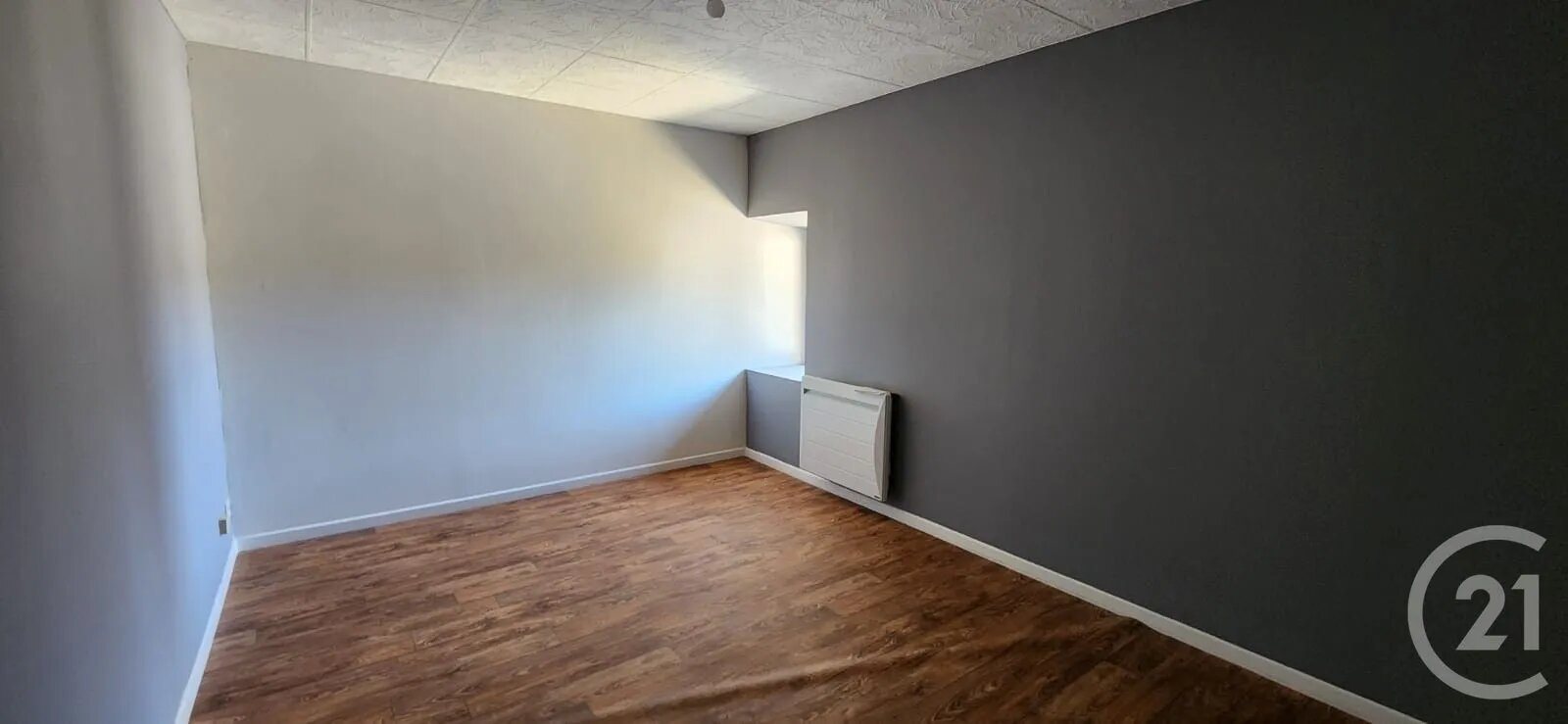 Appartement à louer, 61m², Vic-sur-Cère