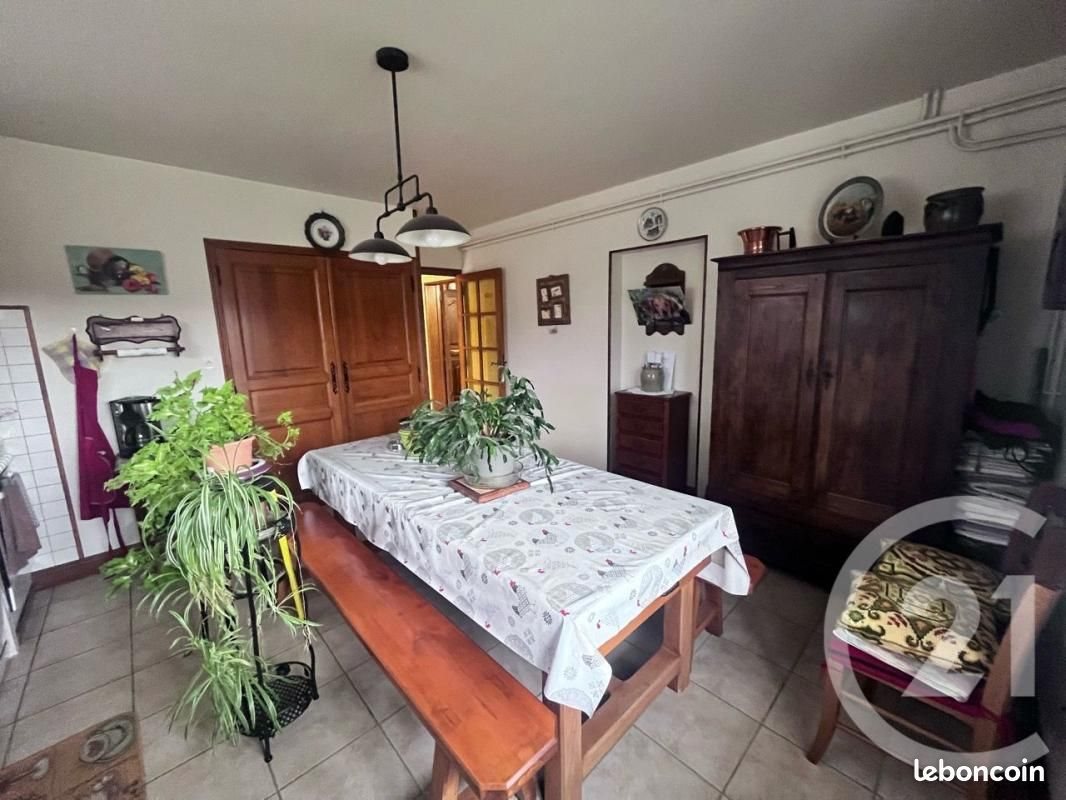Maison à vendre, 161m², Ladinhac