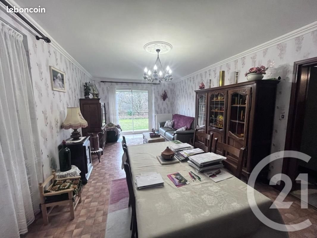 Maison à vendre, 161m², Ladinhac