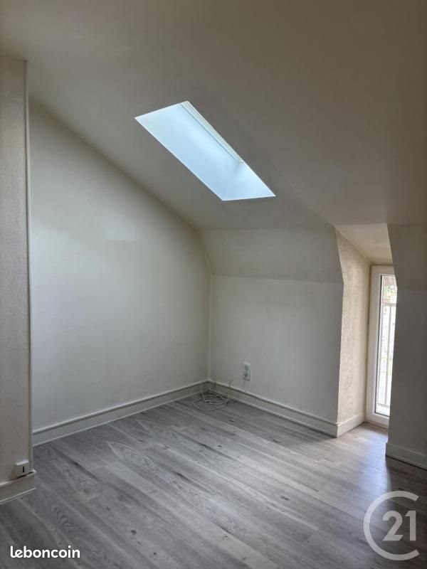 Appartement à louer, 30m², Jussac