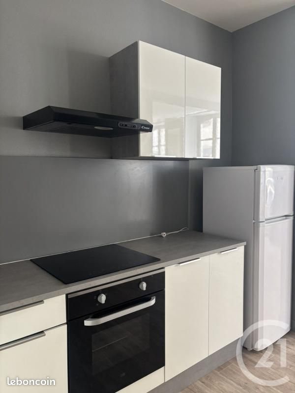 Appartement à louer, 52m², Aurillac