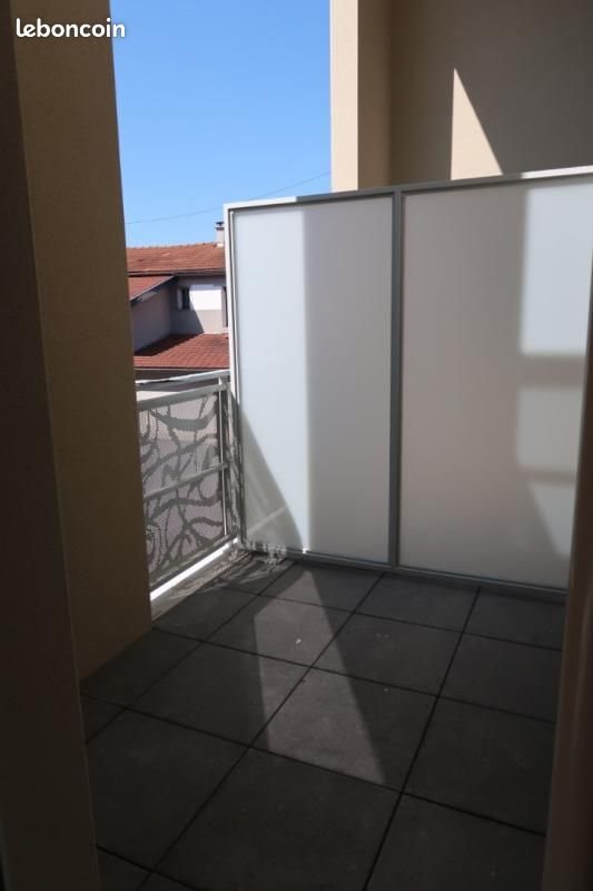 Appartement à louer, 43m², Saint-Priest