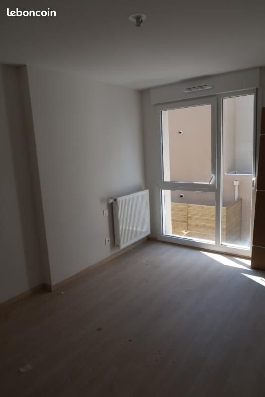 Appartement à louer, 43m², Saint-Priest