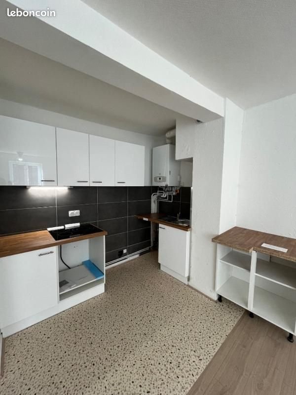 Appartement à louer, 74m², Le Chambon-Feugerolles