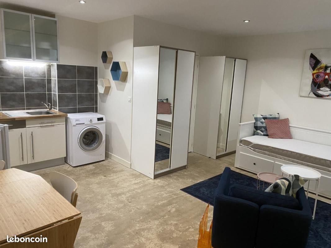 Appartement à louer, 28m², Saint-Etienne