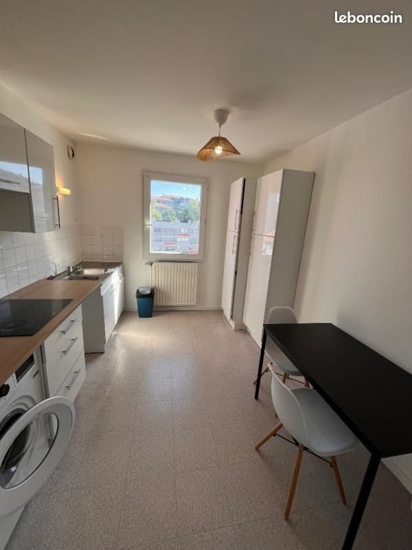 Appartement à louer, 57m², Saint-Etienne