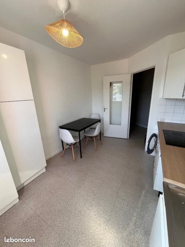 Appartement à louer, 57m², Saint-Etienne
