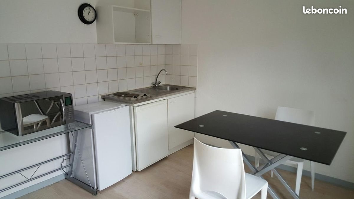 Appartement à louer, 19m², Saint-Étienne