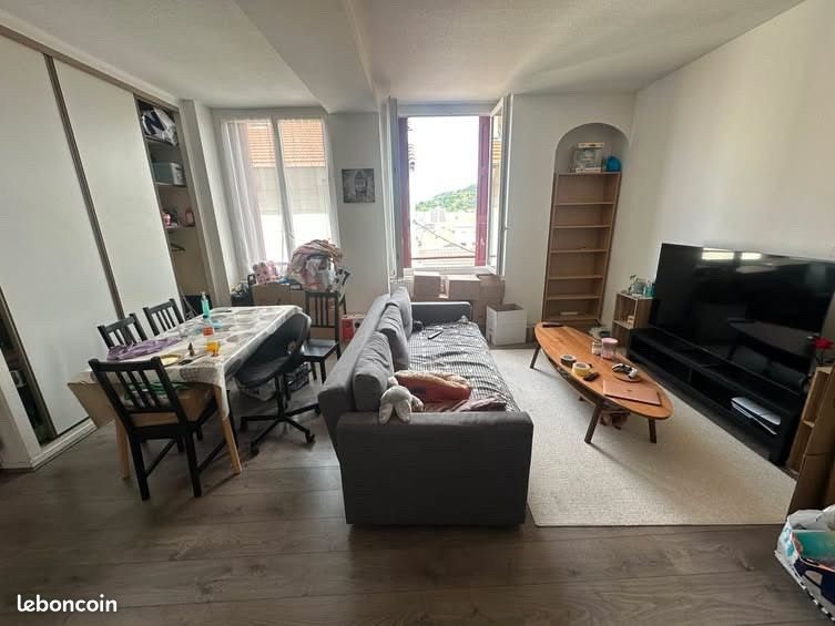 Appartement à louer, 59m², Saint-Étienne