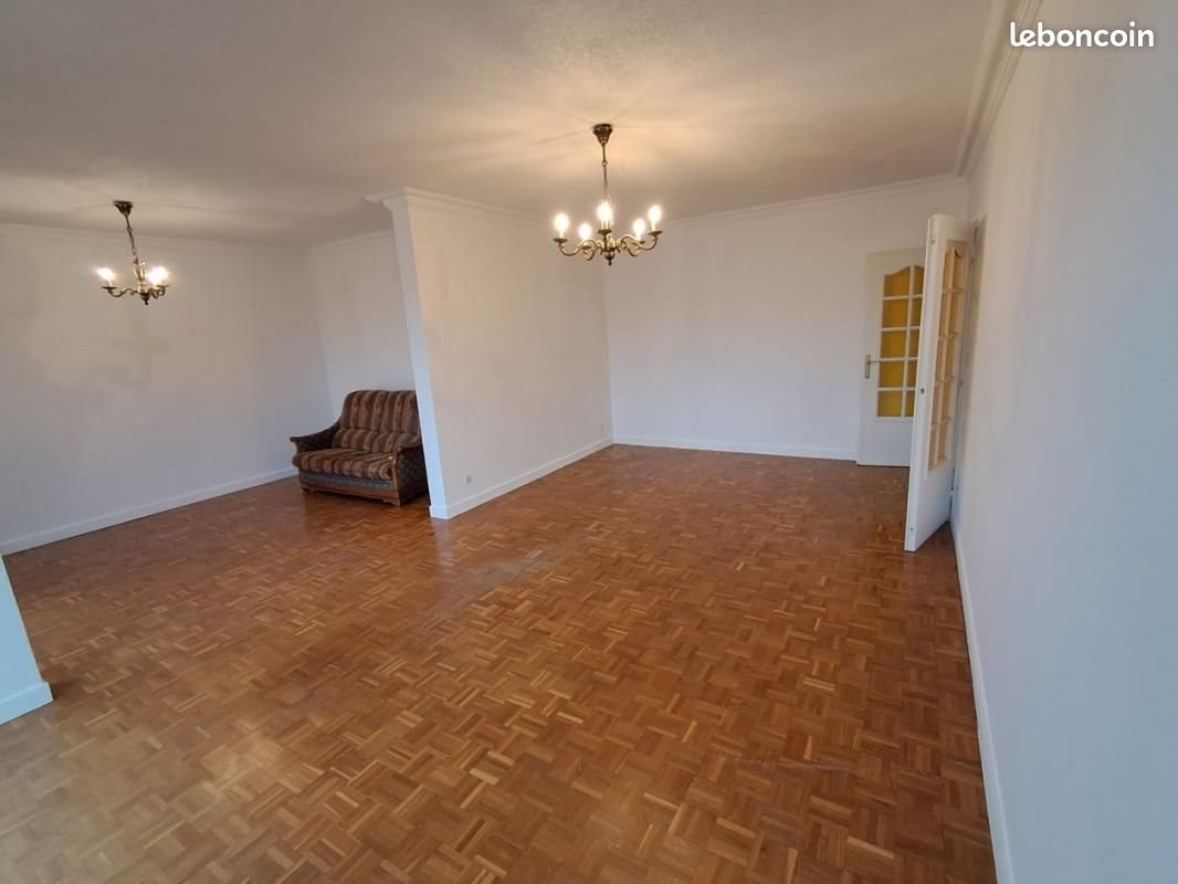 Appartement à louer, 103m², Saint-Étienne