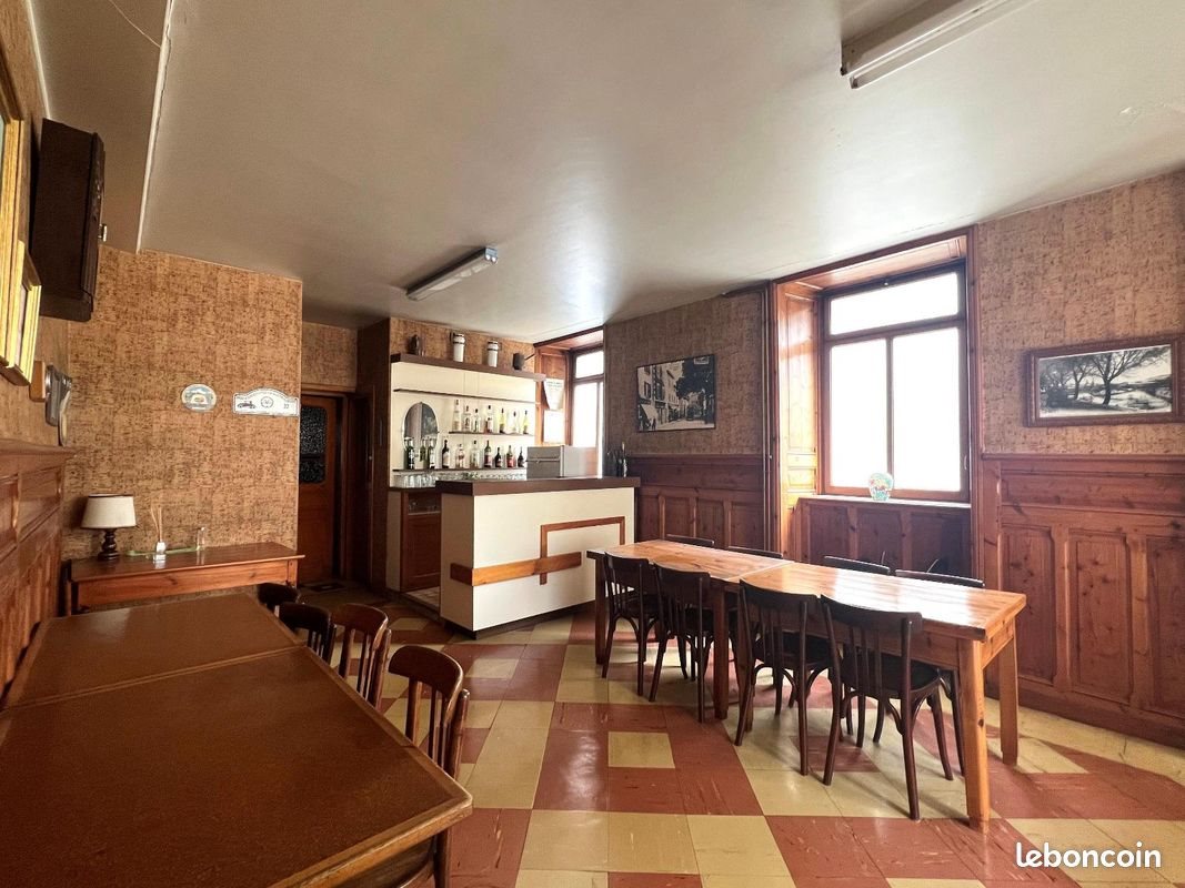 Maison à vendre, 590m², Lalouvesc