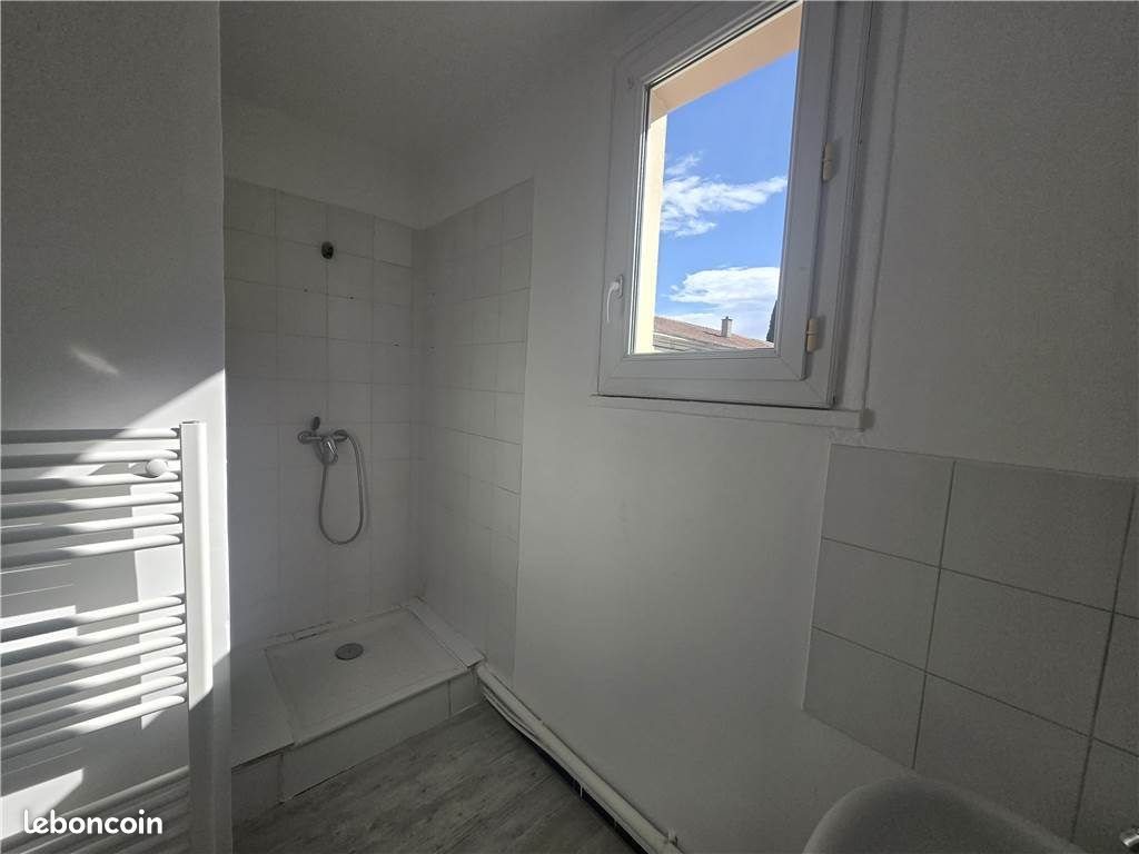 Appartement à louer, 48m², Valréas