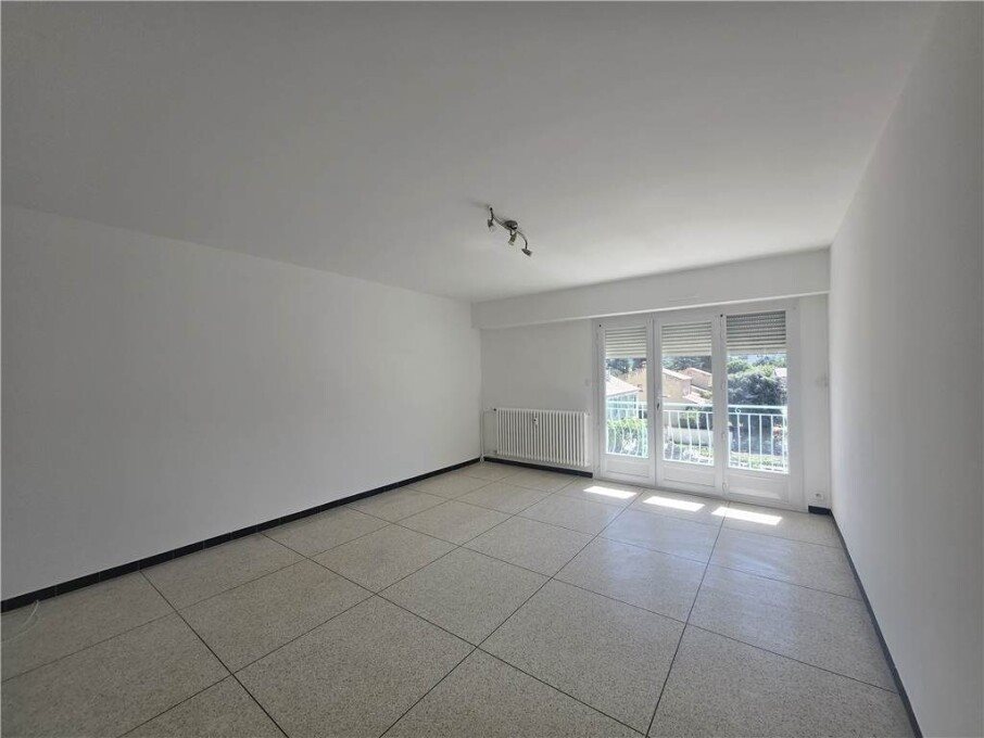 Appartement à louer, 63m², Valréas