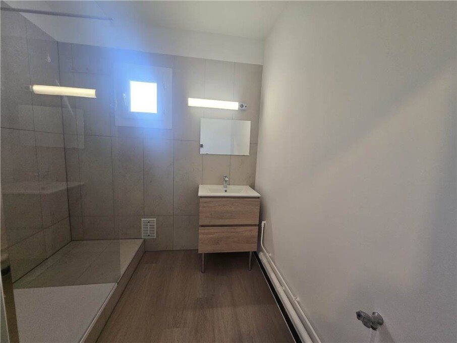 Appartement à louer, 63m², Valréas
