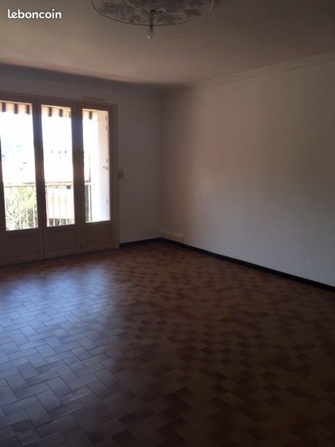 Appartement à louer, 71m², Nyons