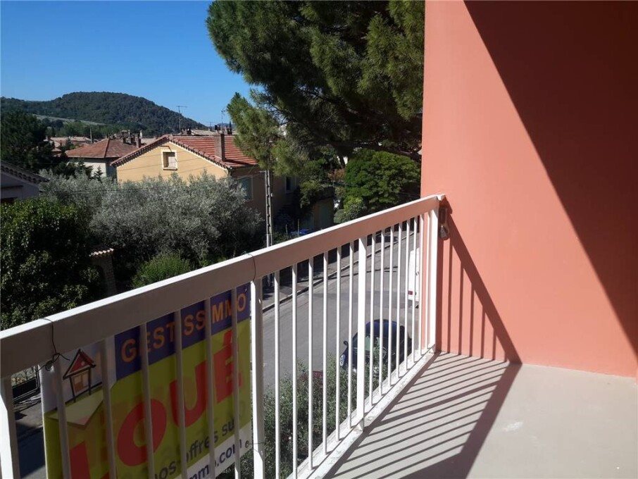 Appartement à louer, 68m², Nyons
